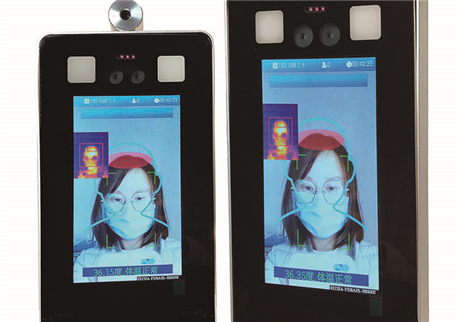 辦公大樓使用人臉測(cè)溫一體機(jī)，有序出入減少時(shí)間